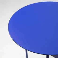Beistelltisch aus Stahl in Blau - Veneera