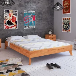 Geöltes Kernbuche Bett für Dachzimmer - Junola II
