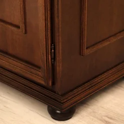 Klassisches Sideboard in Walnussfarben - Manicos