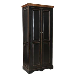Kleiderschrank Sentiments in Schwarz