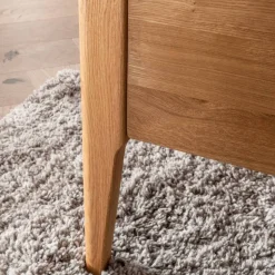 Massivholz-Bettgestell mit Cord-Kopfteil - Babahira