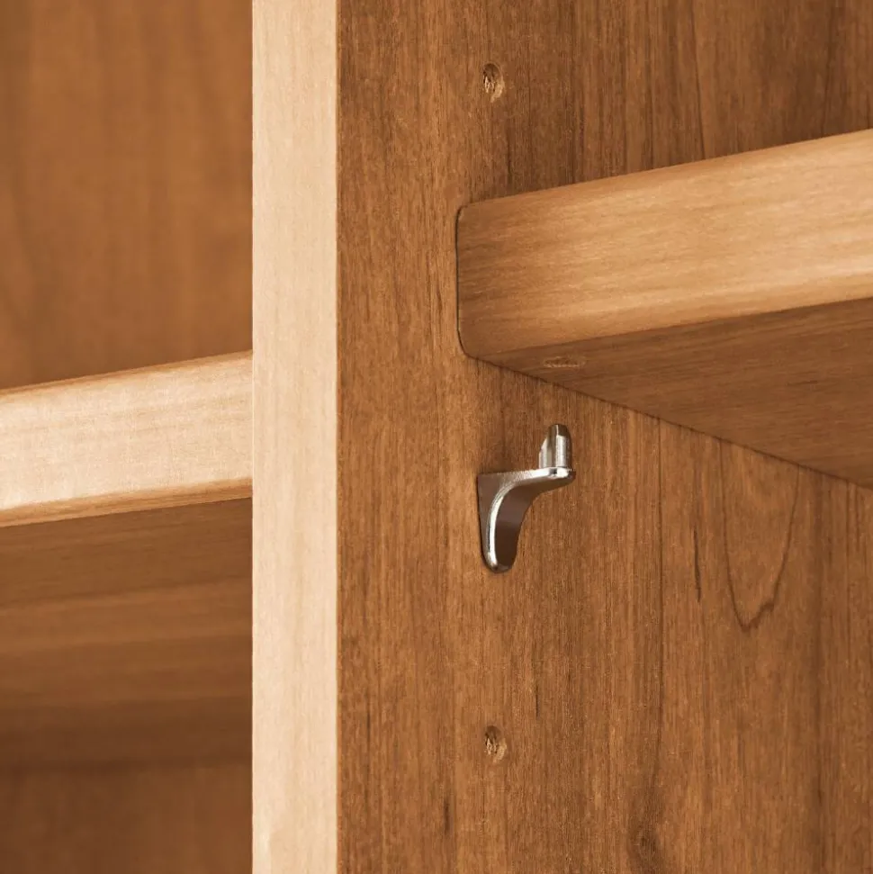6-türiger Schlafzimmerschrank in Erle teilmassiv - Dilacco