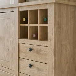 Vitrinenschrank im Landhaus Look - Hengas