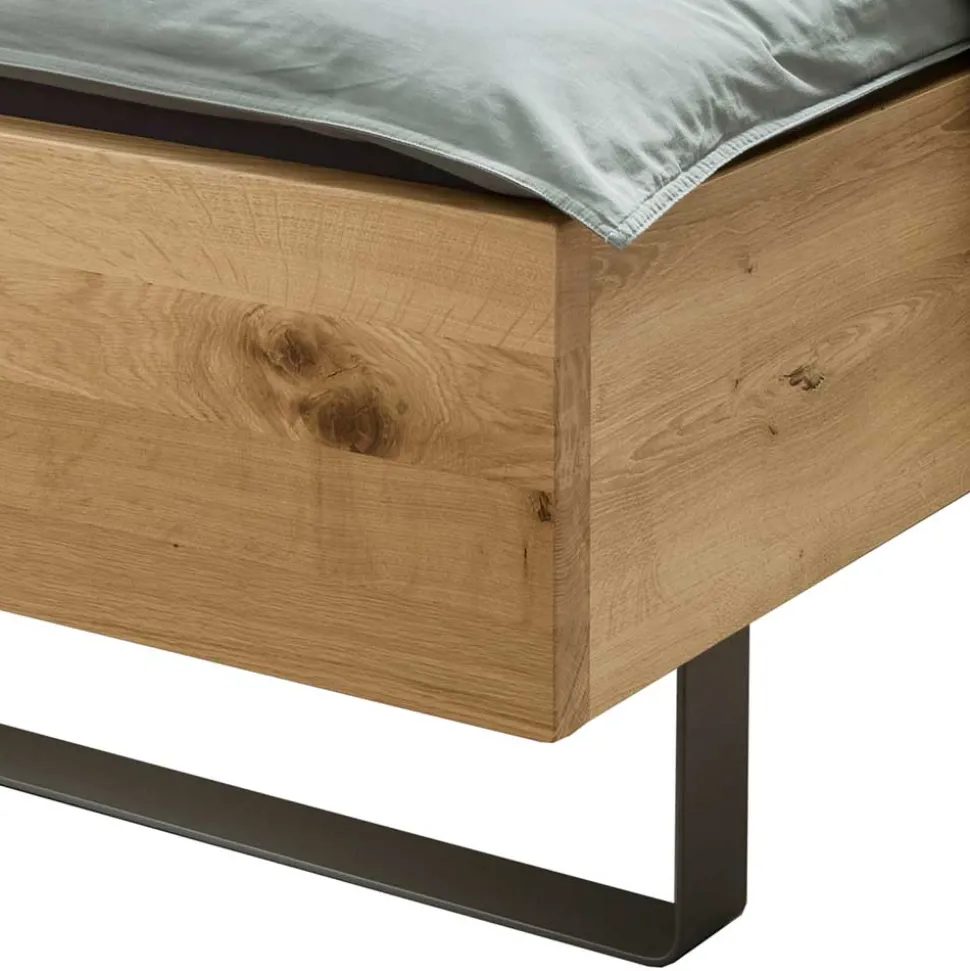 Wildeiche Bett mit Metallkufen - Siestago