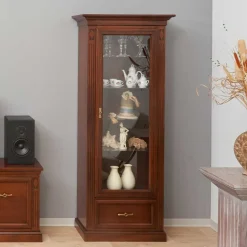 74x184x42 Klassische Vitrine in Walnussfarben - Sienna